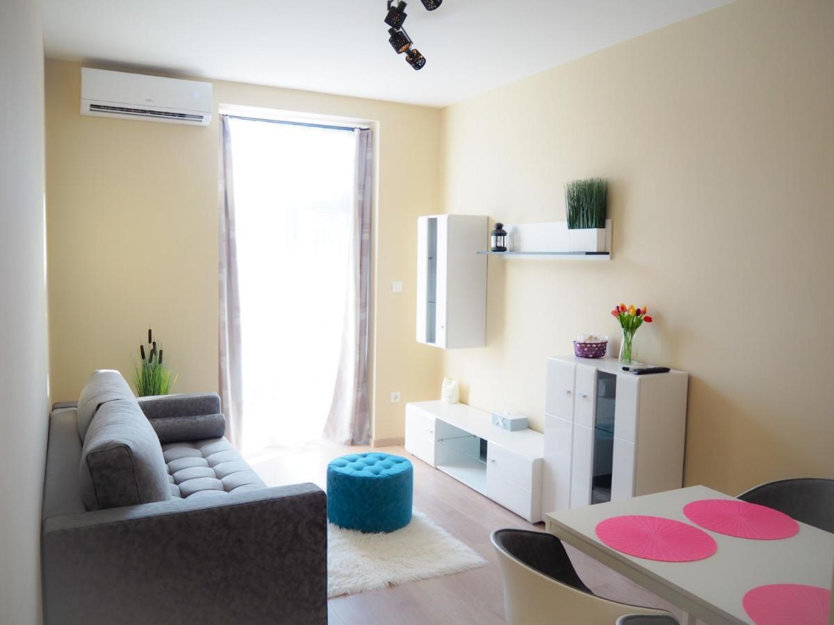 Holiday Apartmanhaz Harkany Exterior photo
